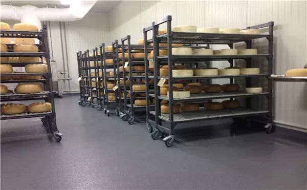 食品廠生產(chǎn)車間地坪設計時需注意哪些？
